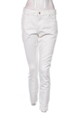 Γυναικείο Τζίν Sussan, Μέγεθος M, Χρώμα Λευκό, Τιμή 11,41 €