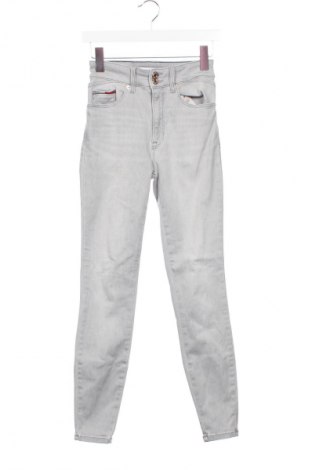 Női farmernadrág Tommy Jeans, Méret XS, Szín Szürke, Ár 27 749 Ft