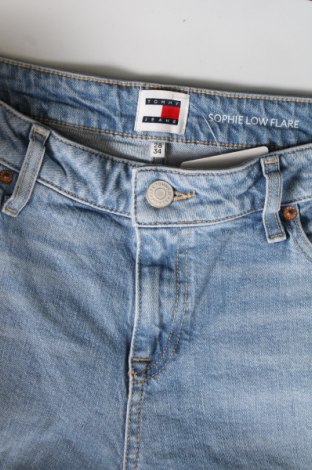 Dámske džínsy  Tommy Jeans, Veľkosť M, Farba Modrá, Cena  88,66 €