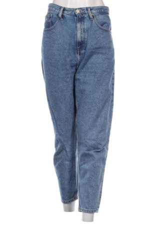 Dámske džínsy  Tommy Jeans, Veľkosť M, Farba Modrá, Cena  44,33 €