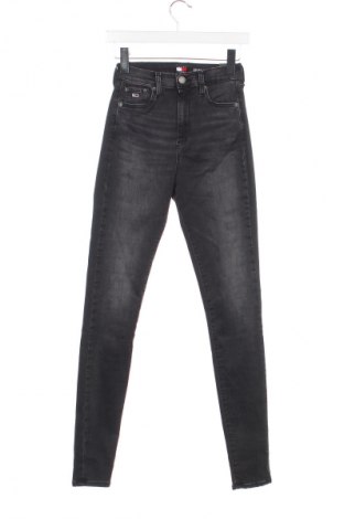 Dámske džínsy  Tommy Jeans, Veľkosť S, Farba Sivá, Cena  88,66 €