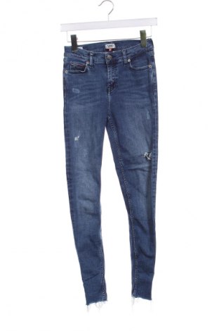 Дамски дънки Tommy Jeans, Размер XS, Цвят Син, Цена 37,50 лв.