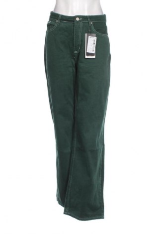 Blugi de femei Trendyol, Mărime M, Culoare Verde, Preț 152,96 Lei