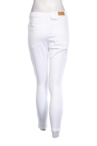 Damen Jeans Vero Moda, Größe M, Farbe Weiß, Preis € 16,49