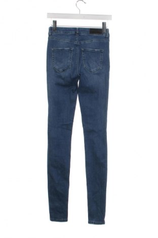 Damskie jeansy Vero Moda, Rozmiar XS, Kolor Niebieski, Cena 28,99 zł