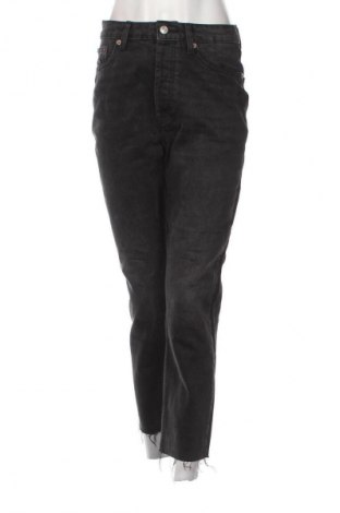Дамски дънки Zara, Размер S, Цвят Черен, Цена 13,50 лв.