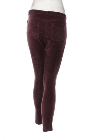 Pantaloni de velvet de femei United Colors Of Benetton, Mărime M, Culoare Mov, Preț 29,99 Lei