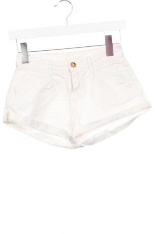 Damen Shorts Bershka, Größe XXS, Farbe Weiß, Preis € 7,68