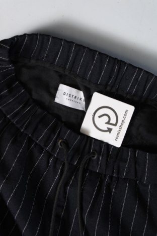 Pantaloni scurți de femei Distrikt Norrebro, Mărime M, Culoare Albastru, Preț 13,99 Lei