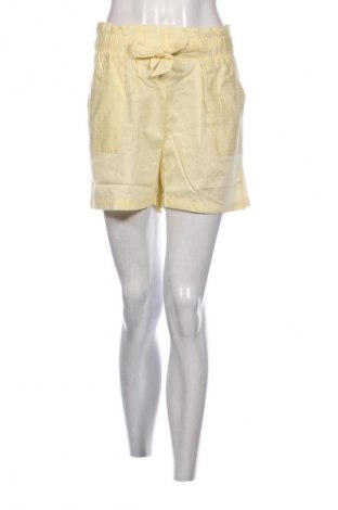 Γυναικείο κοντό παντελόνι Esprit, Μέγεθος M, Χρώμα Κίτρινο, Τιμή 8,79 €