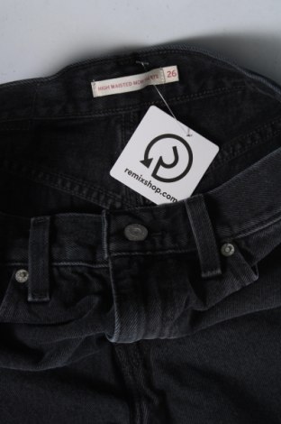 Pantaloni scurți de femei Levi's, Mărime XS, Culoare Gri, Preț 102,99 Lei