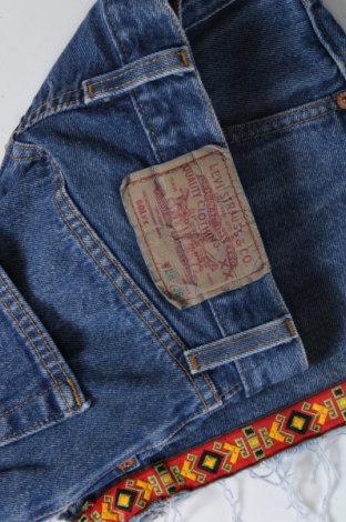 Γυναικείο κοντό παντελόνι Levi's, Μέγεθος S, Χρώμα Μπλέ, Τιμή 12,85 €