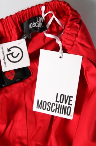 Pantaloni scurți de femei Love Moschino, Mărime M, Culoare Roșu, Preț 206,99 Lei