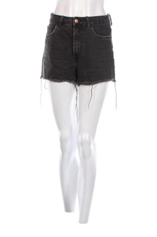 Γυναικείο κοντό παντελόνι New Look, Μέγεθος S, Χρώμα Μαύρο, Τιμή 9,79 €