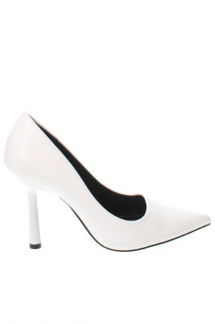 Γυναικεία παπούτσια Glamorous, Μέγεθος 39, Χρώμα Λευκό, Τιμή 27,84 €