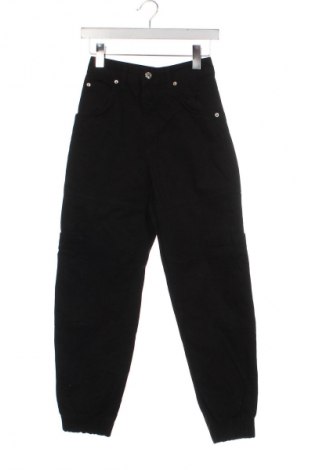 Dámské kalhoty  Bershka, Velikost S, Barva Černá, Cena  185,00 Kč