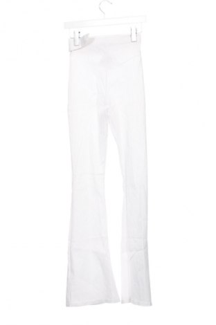 Pantaloni de femei Boohoo, Mărime XS, Culoare Alb, Preț 51,99 Lei