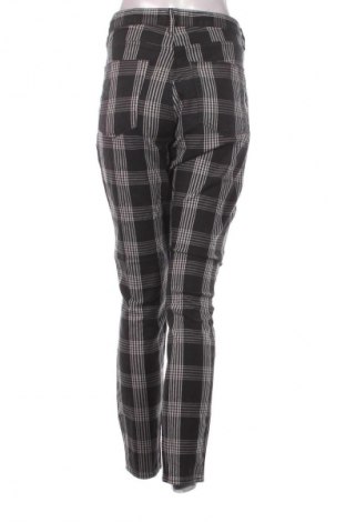 Pantaloni de femei H&M, Mărime XL, Culoare Multicolor, Preț 26,99 Lei