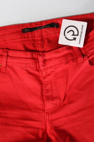 Damenhose Leara Woman, Größe M, Farbe Rot, Preis € 7,99