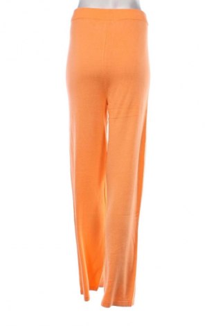 Damenhose NA-KD, Größe M, Farbe Orange, Preis 13,99 €