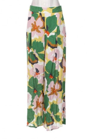 Pantaloni de femei Naf Naf, Mărime XL, Culoare Multicolor, Preț 152,99 Lei