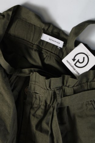 Damenhose Reserved, Größe S, Farbe Grün, Preis € 9,49