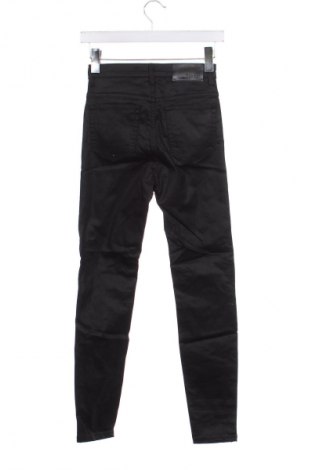 Pantaloni de femei Silent Theory, Mărime XS, Culoare Negru, Preț 15,99 Lei