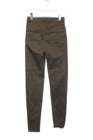 Damenhose Yfl Reserved, Größe S, Farbe Grün, Preis € 5,12