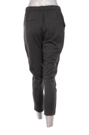 Pantaloni de femei Zara Trafaluc, Mărime S, Culoare Gri, Preț 28,99 Lei