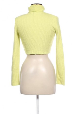 Damenpullover Bershka, Größe M, Farbe Grün, Preis € 7,49