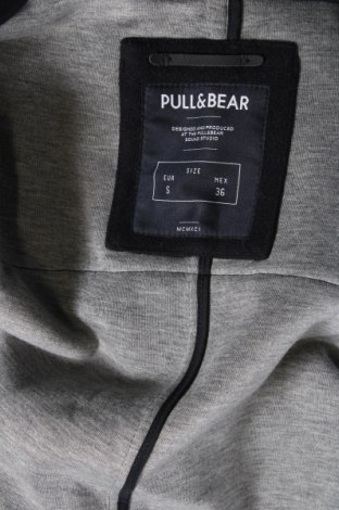 Дамско палто Pull&Bear, Размер S, Цвят Черен, Цена 42,99 лв.