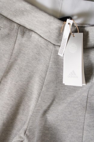 Dámske tepláky Adidas, Veľkosť M, Farba Sivá, Cena  47,94 €