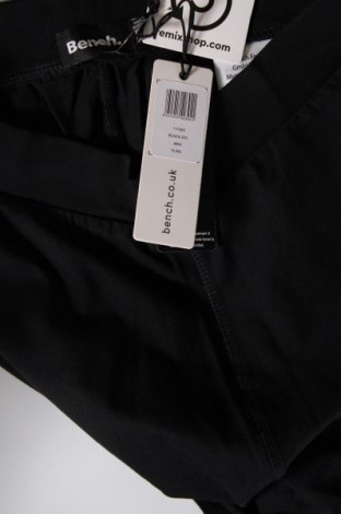 Damen Sporthose Bench, Größe M, Farbe Schwarz, Preis € 9,49