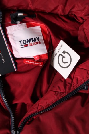 Дамско яке Tommy Jeans, Размер M, Цвят Червен, Цена 381,49 лв.