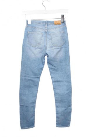 Kinderjeans H&M, Größe 8-9y/ 134-140 cm, Farbe Blau, Preis € 9,99