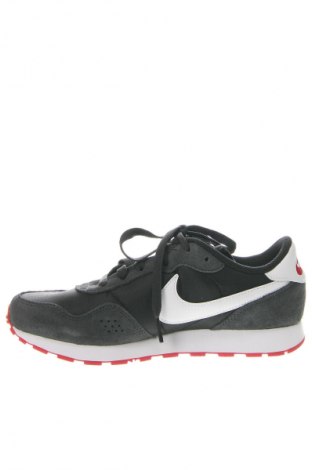 Kinderschuhe Nike, Größe 37, Farbe Schwarz, Preis 72,29 €