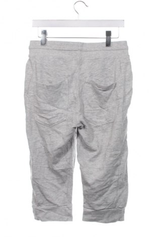 Kinder Sporthose Kiabi, Größe 15-18y/ 170-176 cm, Farbe Grau, Preis 4,99 €