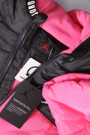 Kinderjacke Air Jordan Nike, Größe 9-10y/ 140-146 cm, Farbe Rosa, Preis 148,97 €