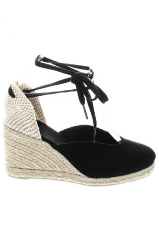 Espadrilky  Castaner, Veľkosť 39, Farba Čierna, Cena  71,25 €