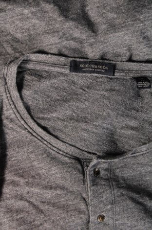 Pánské tričko  Scotch & Soda, Velikost XL, Barva Šedá, Cena  1 084,00 Kč