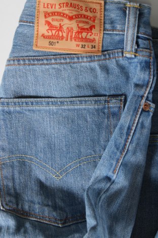 Мъжки дънки Levi's, Размер M, Цвят Син, Цена 75,00 лв.