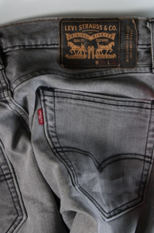 Мъжки дънки Levi's, Размер M, Цвят Сив, Цена 75,00 лв.