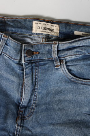 Blugi de bărbați Pull&Bear, Mărime M, Culoare Albastru, Preț 31,99 Lei