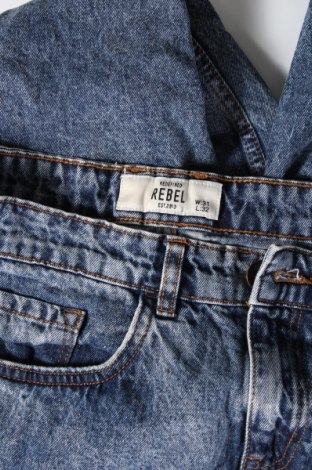 Herren Jeans Rebel, Größe M, Farbe Blau, Preis 7,49 €