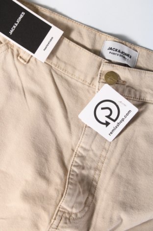 Herren Shorts Jack & Jones, Größe L, Farbe Beige, Preis 42,27 €