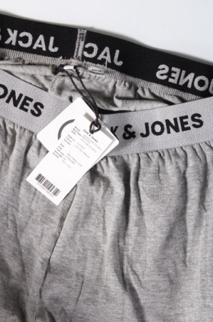 Ανδρικό κοντό παντελόνι Jack & Jones, Μέγεθος L, Χρώμα Γκρί, Τιμή 42,27 €