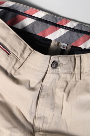 Pánské kraťasy Tommy Hilfiger, Velikost M, Barva Béžová, Cena  553,00 Kč