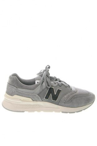 Мъжки обувки New Balance, Размер 41, Цвят Сив, Цена 142,10 лв.