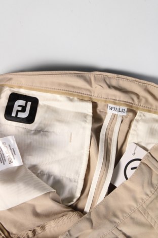 Herrenhose, Größe M, Farbe Beige, Preis € 4,49