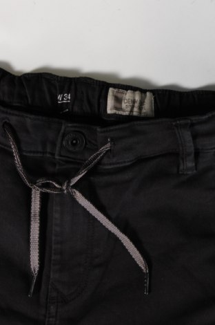 Pantaloni de bărbați Denim 1982, Mărime L, Culoare Negru, Preț 40,99 Lei